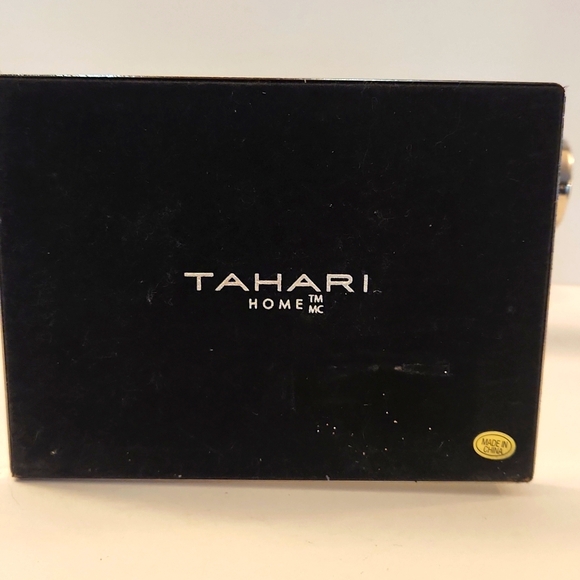 Tahari Home Rhinestones student bracelet display. - Picture 3 of 4